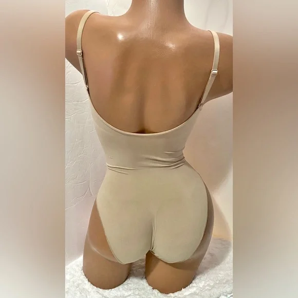 Skims Seamless Sculpting Brief Bodysuit L/XL - Picture 6 of 6